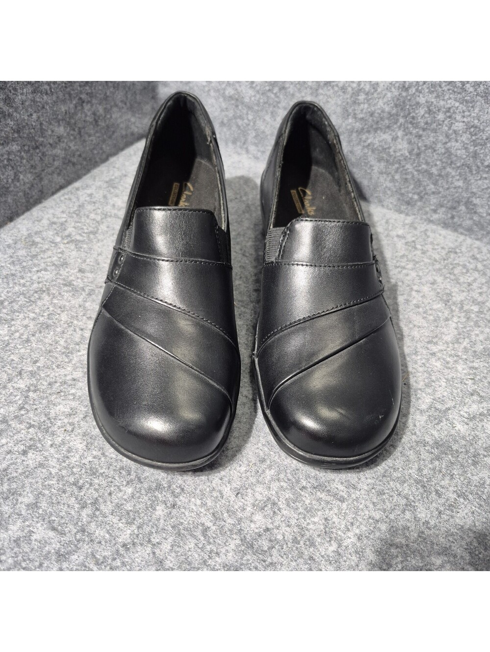 Clarks Collection- Black Leather Slip On - Comfort Shoes - Womens Sz 8M